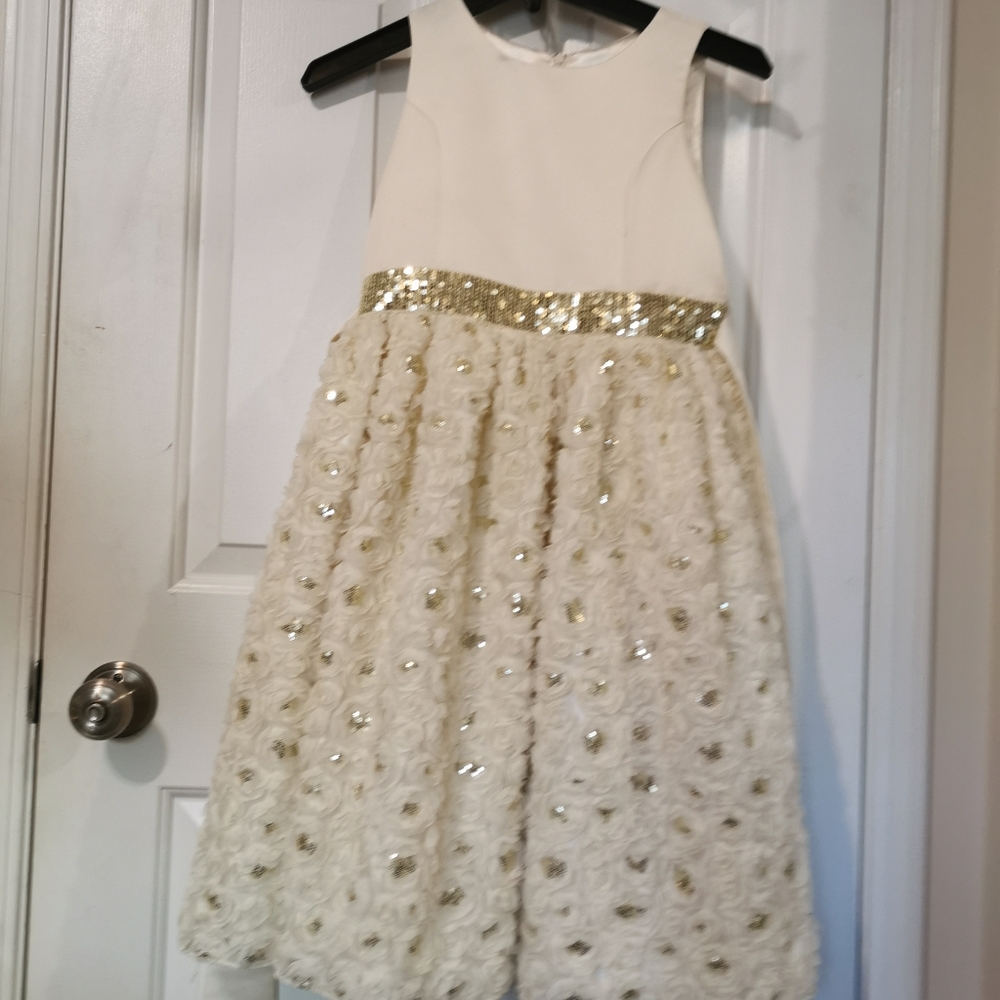 Girls dress